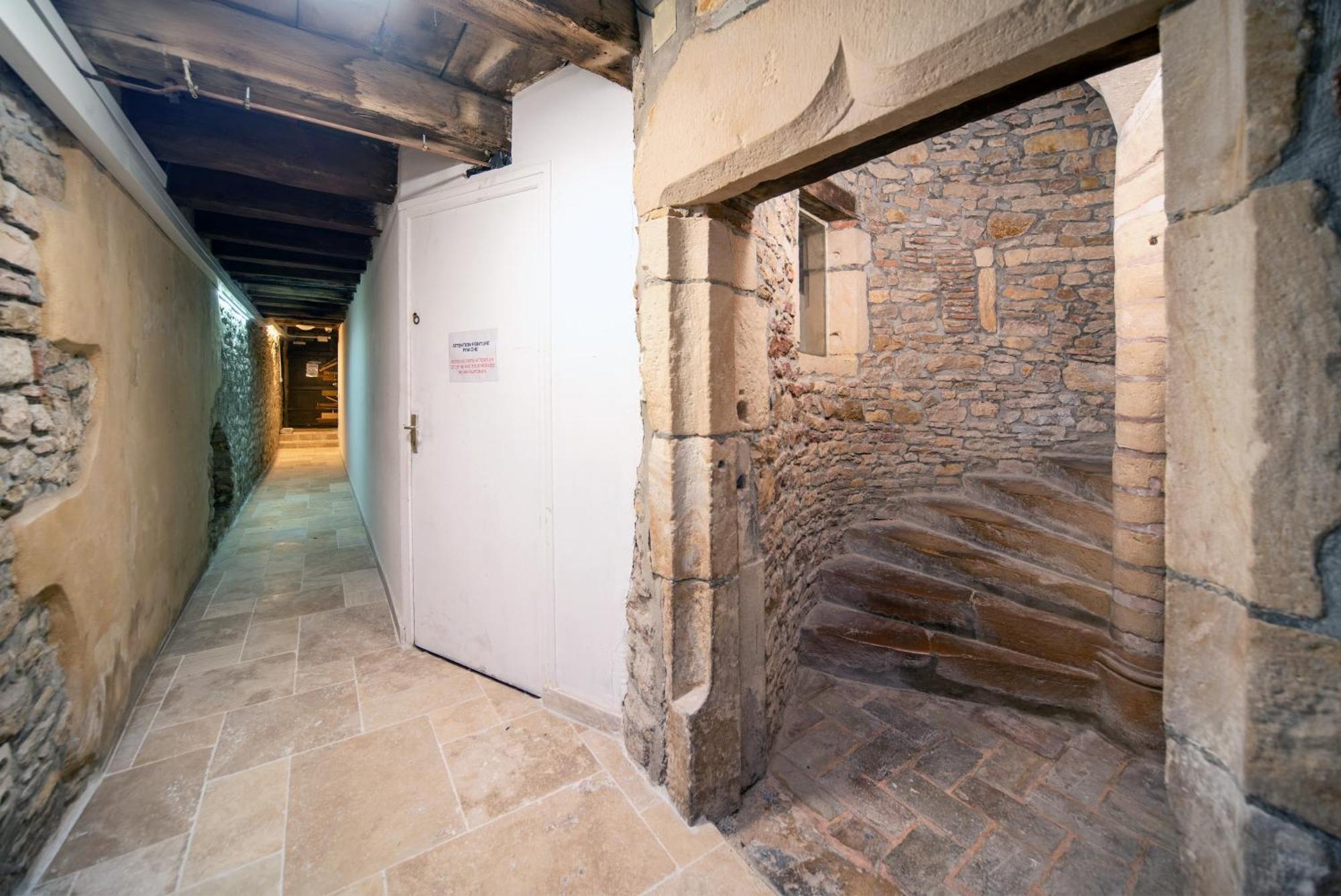 Myappart71 - La Prefecture - Appartement En Coeur De Ville มากง ภายนอก รูปภาพ
